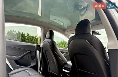 Внедорожник / Кроссовер Tesla Model Y 2021 в Киеве