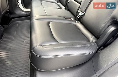Позашляховик / Кросовер Tesla Model Y 2021 в Києві