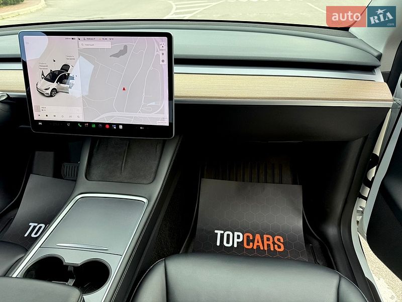 Внедорожник / Кроссовер Tesla Model Y 2021 в Киеве