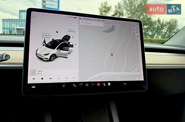 Внедорожник / Кроссовер Tesla Model Y 2021 в Киеве