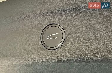 Внедорожник / Кроссовер Tesla Model Y 2021 в Киеве
