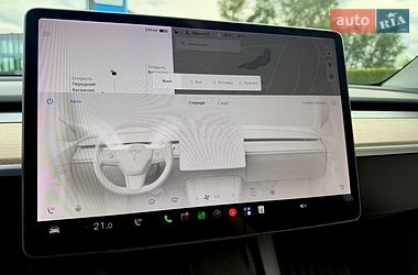 Внедорожник / Кроссовер Tesla Model Y 2021 в Киеве