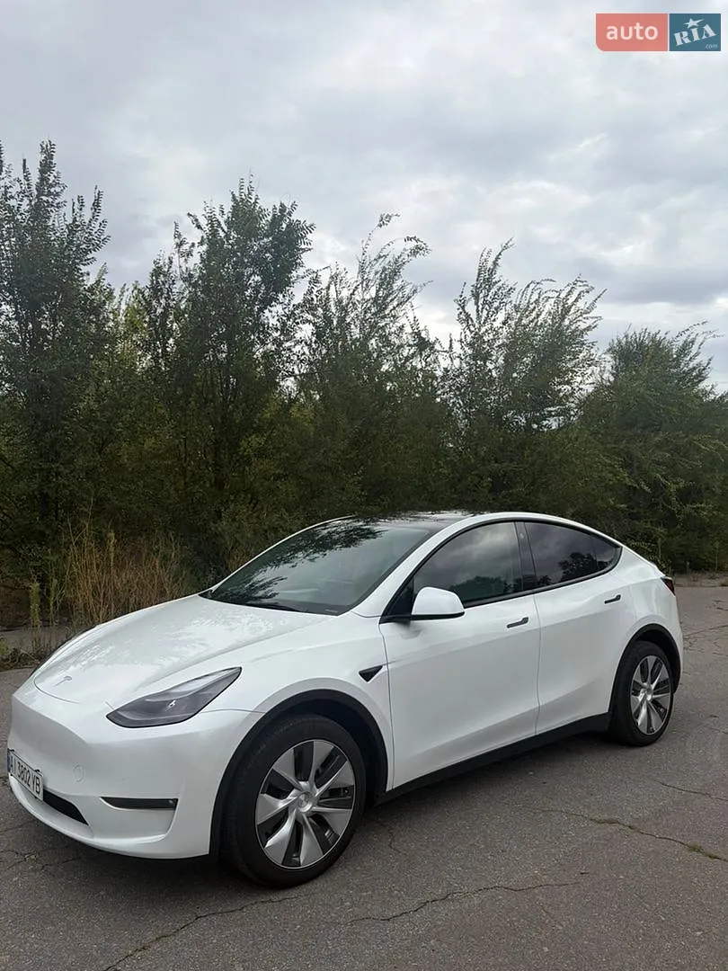 2023 Tesla Model Y - мініатюра 3