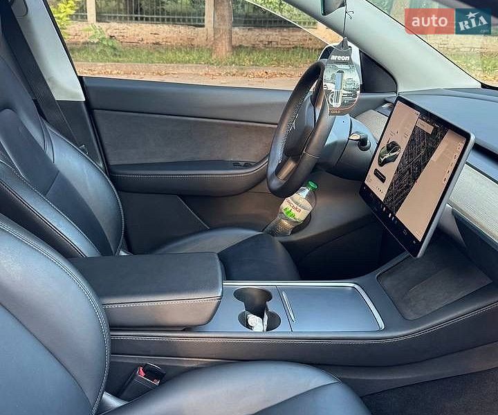 Внедорожник / Кроссовер Tesla Model Y 2022 в Кривом Роге