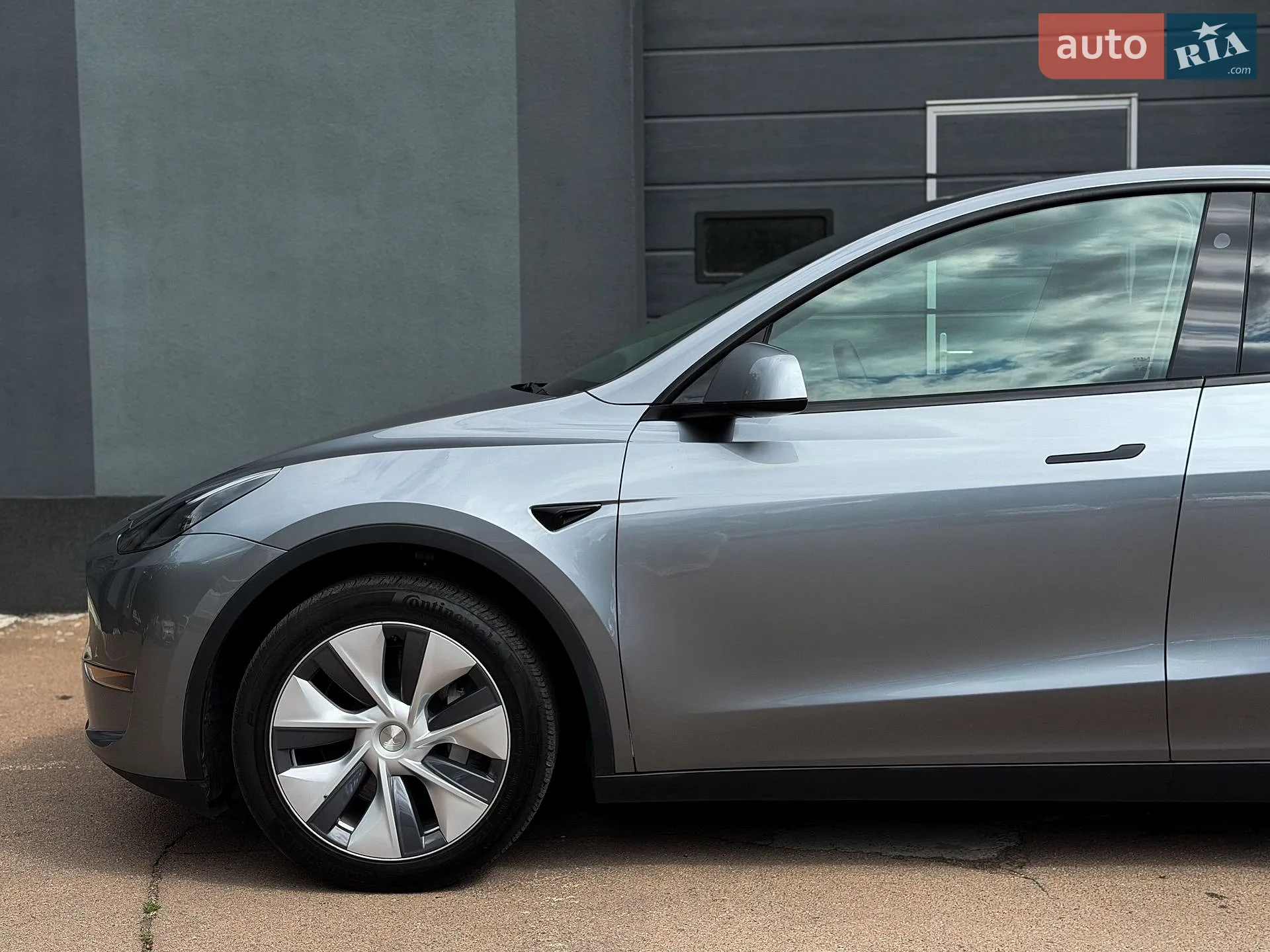 2024 Tesla Model Y - мініатюра 5