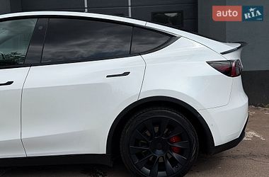 Позашляховик / Кросовер Tesla Model Y 2021 в Києві