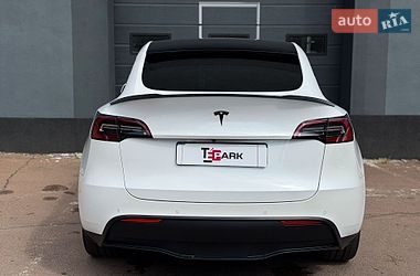 Позашляховик / Кросовер Tesla Model Y 2021 в Києві