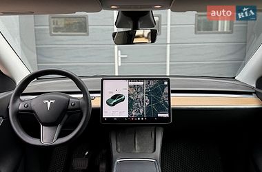 Позашляховик / Кросовер Tesla Model Y 2021 в Києві