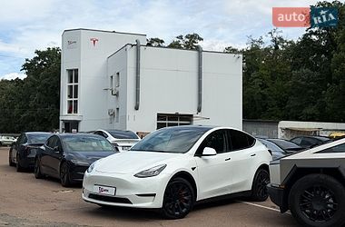 Позашляховик / Кросовер Tesla Model Y 2021 в Києві