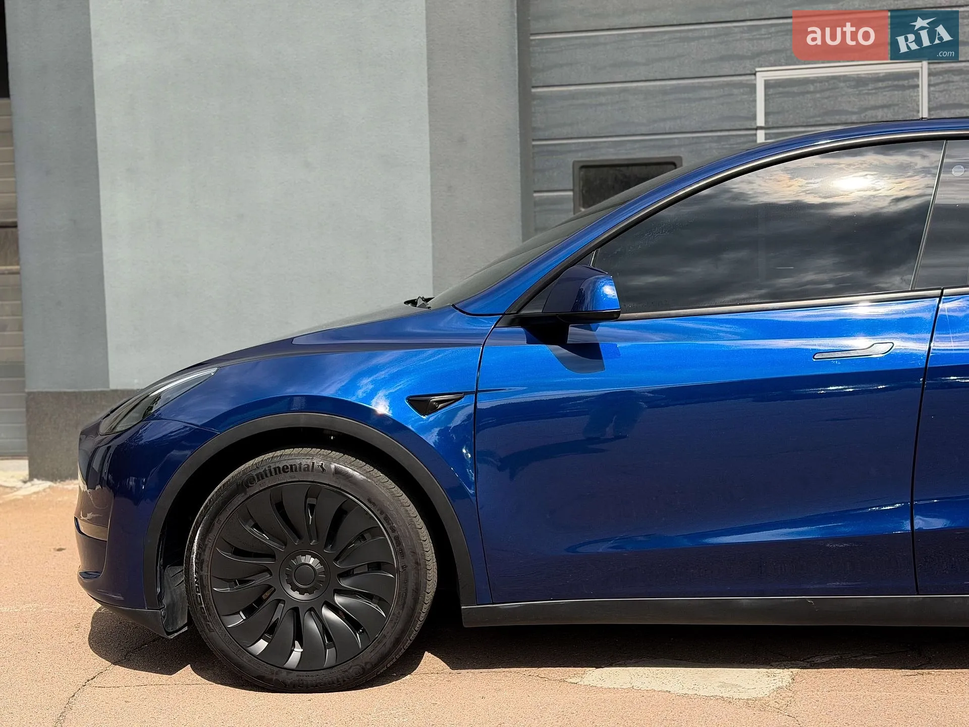 2023 Tesla Model Y - мініатюра 4