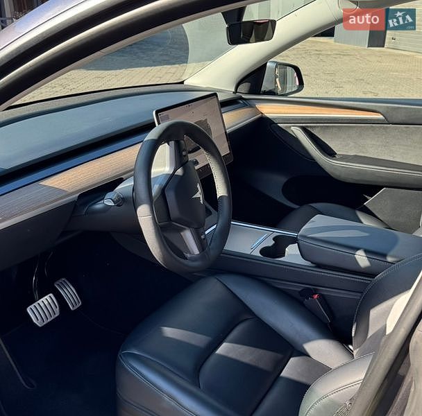Позашляховик / Кросовер Tesla Model Y 2023 в Кривому Розі фото 9 Позашляховик / Кросовер Tesla Model Y 2023 в Кривому Розі