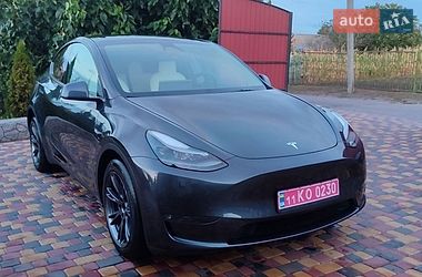Позашляховик / Кросовер Tesla Model Y 2024 в Полтаві