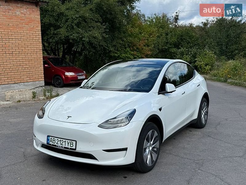 Позашляховик / Кросовер Tesla Model Y 2022 в Вінниці