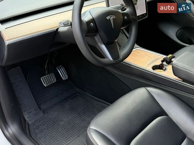 Позашляховик / Кросовер Tesla Model Y 2022 в Вінниці