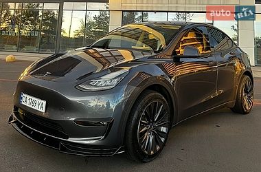 Внедорожник / Кроссовер Tesla Model Y 2022 в Киеве