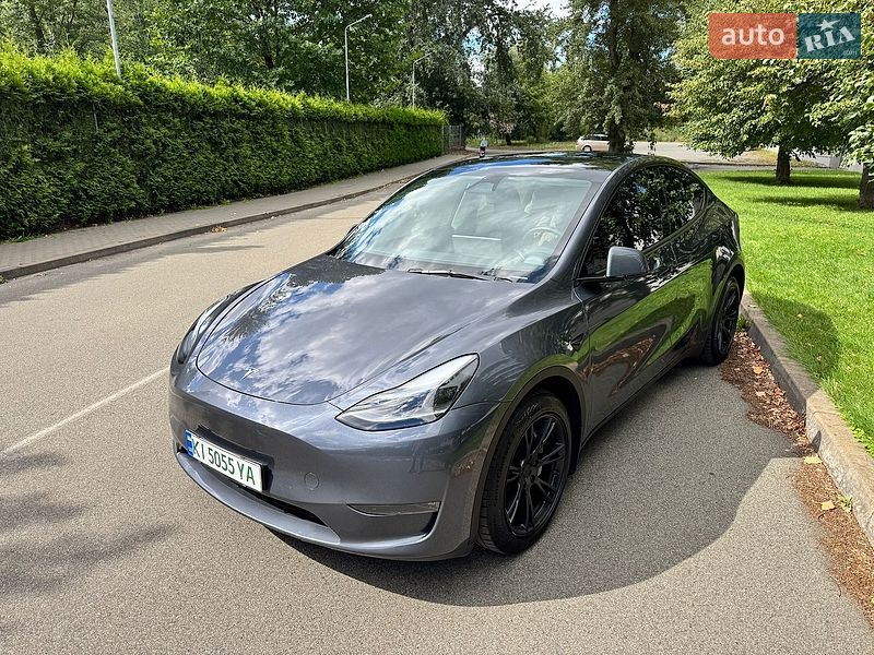 Позашляховик / Кросовер Tesla Model Y 2023 в Києві