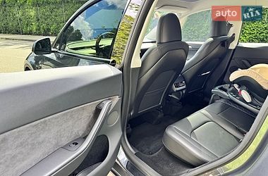 Позашляховик / Кросовер Tesla Model Y 2023 в Києві
