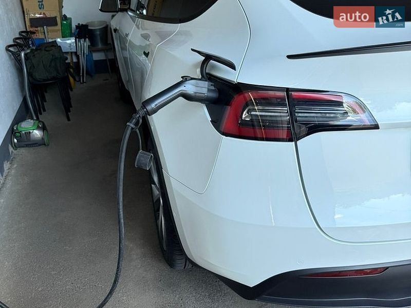Позашляховик / Кросовер Tesla Model Y 2022 в Вінниці