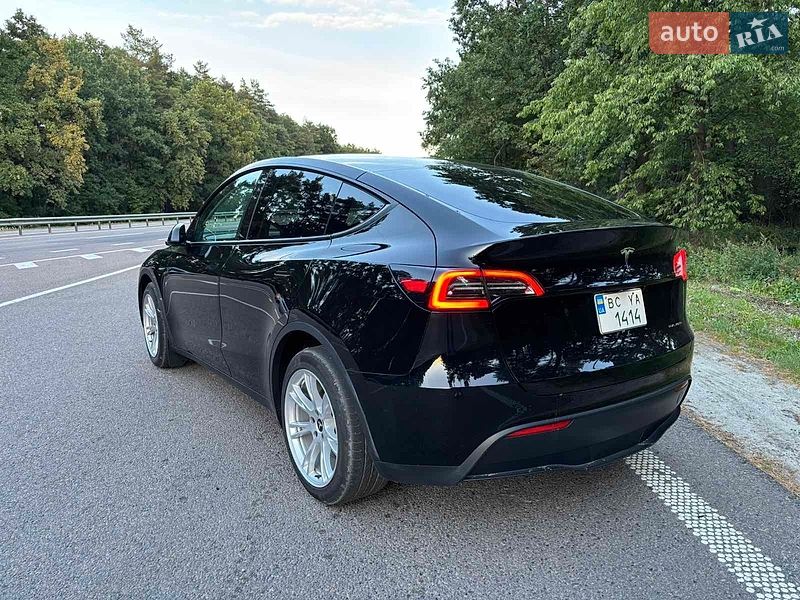 Внедорожник / Кроссовер Tesla Model Y 2023 в Львове фото 6 Внедорожник / Кроссовер Tesla Model Y 2023 в Львове