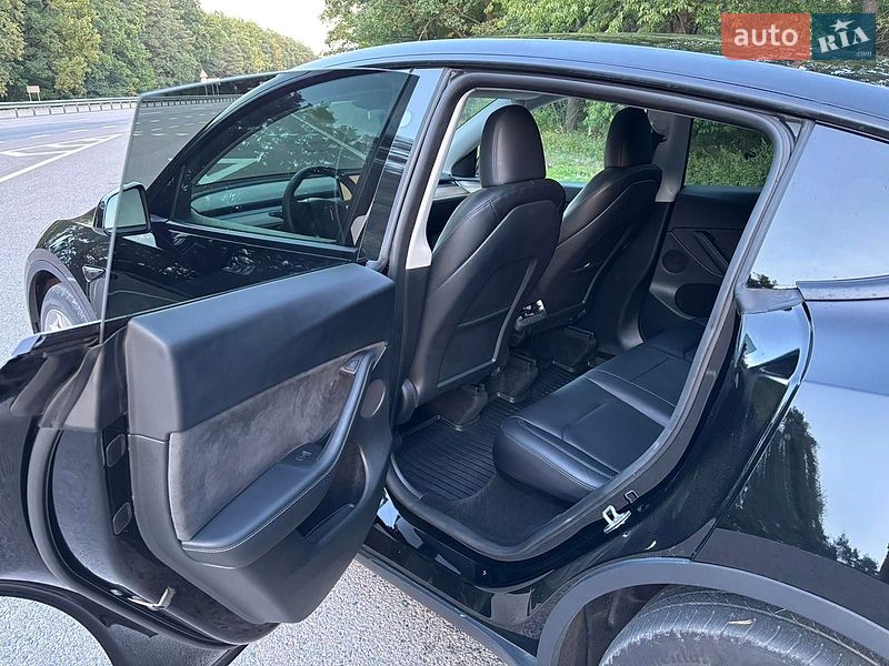 Внедорожник / Кроссовер Tesla Model Y 2023 в Львове фото 11 Внедорожник / Кроссовер Tesla Model Y 2023 в Львове