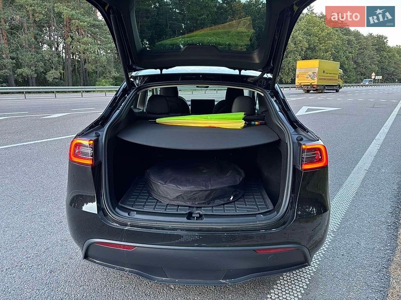 Внедорожник / Кроссовер Tesla Model Y 2023 в Львове фото 12 Внедорожник / Кроссовер Tesla Model Y 2023 в Львове