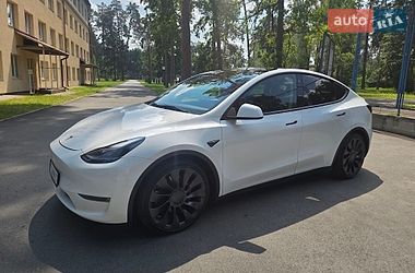 Внедорожник / Кроссовер Tesla Model Y 2022 в Киеве