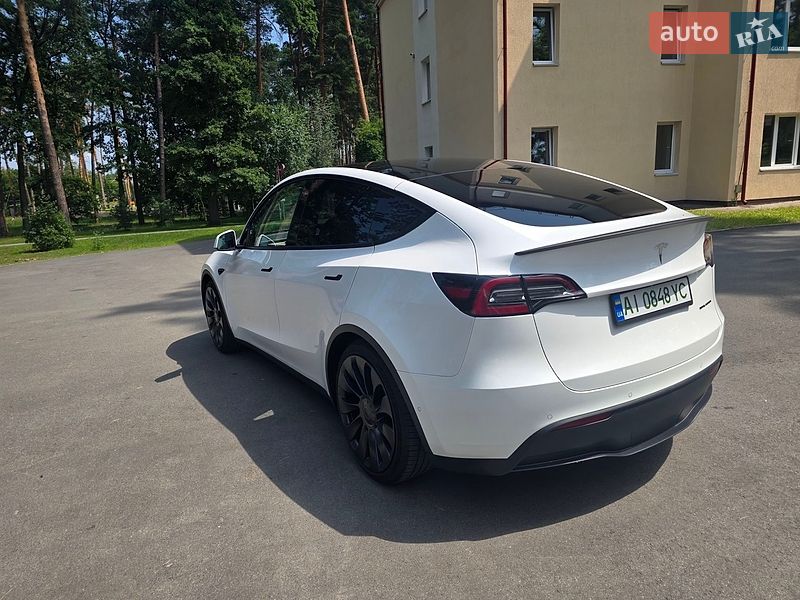 Внедорожник / Кроссовер Tesla Model Y 2022 в Киеве