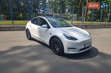 Внедорожник / Кроссовер Tesla Model Y 2022 в Киеве