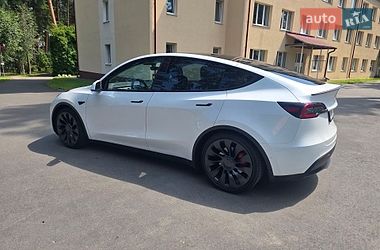 Внедорожник / Кроссовер Tesla Model Y 2022 в Киеве