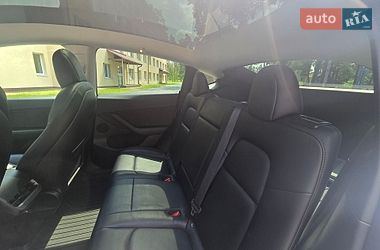 Внедорожник / Кроссовер Tesla Model Y 2022 в Киеве