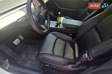 Внедорожник / Кроссовер Tesla Model Y 2022 в Киеве