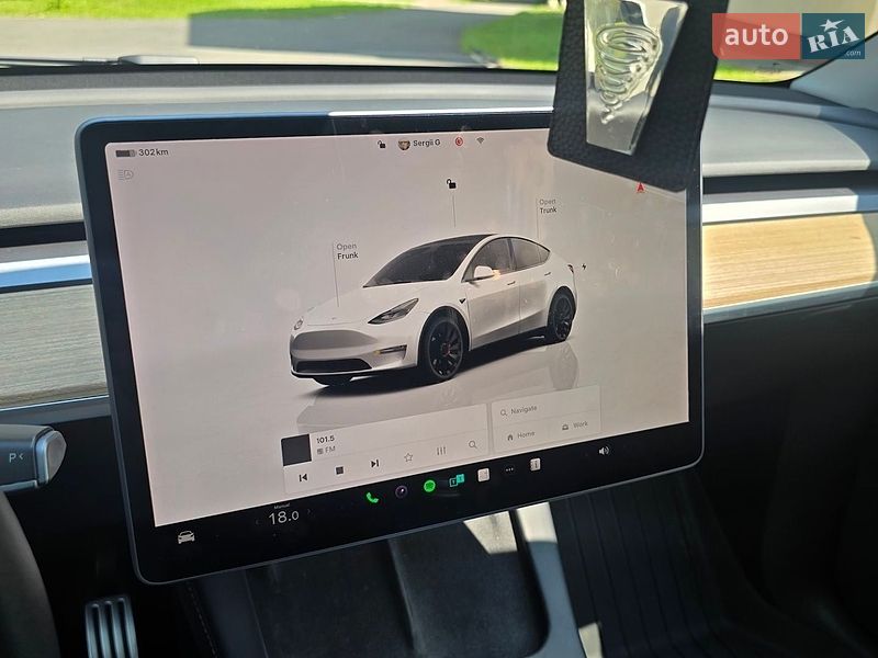 Внедорожник / Кроссовер Tesla Model Y 2022 в Киеве