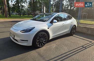 Позашляховик / Кросовер Tesla Model Y 2022 в Києві