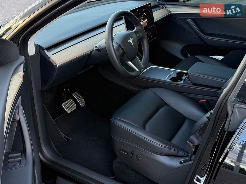 Позашляховик / Кросовер Tesla Model Y 2022 в Дніпрі