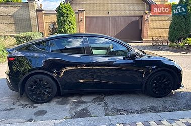 Позашляховик / Кросовер Tesla Model Y 2021 в Дніпрі