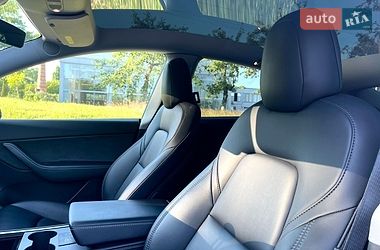 Внедорожник / Кроссовер Tesla Model Y 2021 в Чернигове