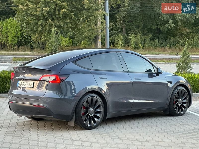 Позашляховик / Кросовер Tesla Model Y 2022 в Вінниці