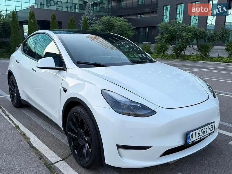 Tesla Model Y