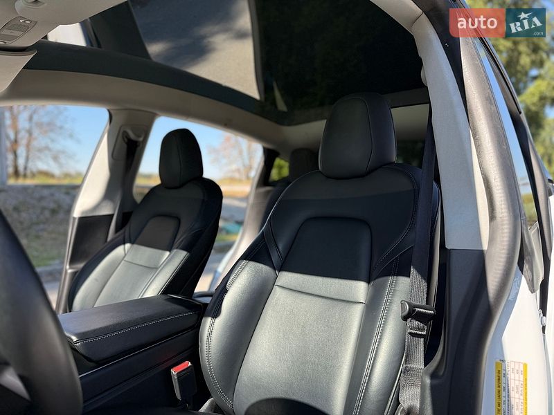 Позашляховик / Кросовер Tesla Model Y 2020 в Дніпрі