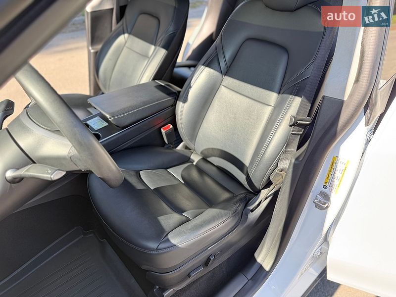 Позашляховик / Кросовер Tesla Model Y 2020 в Дніпрі фото 15 Позашляховик / Кросовер Tesla Model Y 2020 в Дніпрі