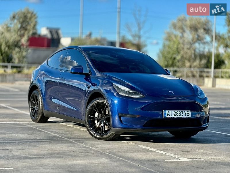 Внедорожник / Кроссовер Tesla Model Y 2021 в Киеве