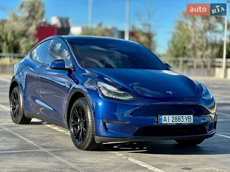 Внедорожник / Кроссовер Tesla Model Y 2021 в Киеве
