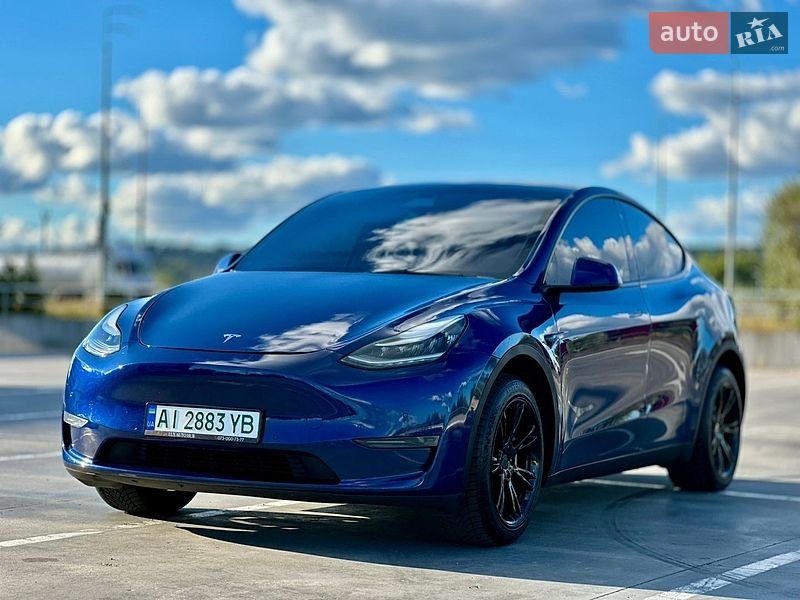 Внедорожник / Кроссовер Tesla Model Y 2021 в Киеве