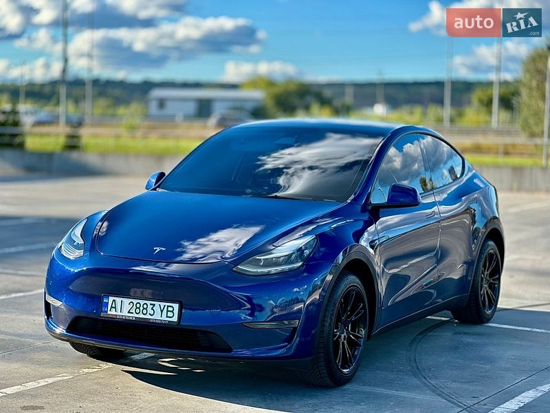 Внедорожник / Кроссовер Tesla Model Y 2021 в Киеве