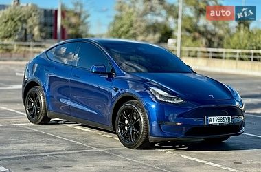 Внедорожник / Кроссовер Tesla Model Y 2021 в Киеве
