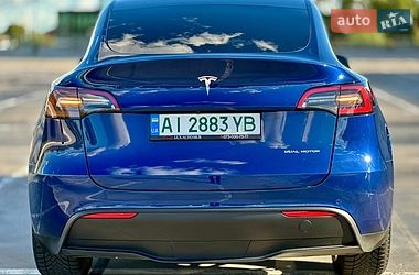 Внедорожник / Кроссовер Tesla Model Y 2021 в Киеве