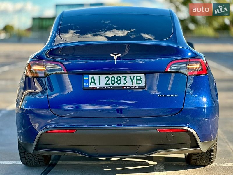 Внедорожник / Кроссовер Tesla Model Y 2021 в Киеве
