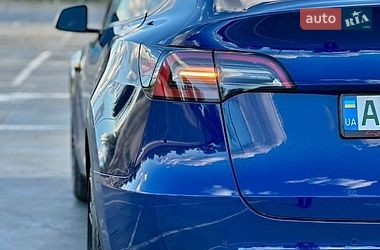 Внедорожник / Кроссовер Tesla Model Y 2021 в Киеве