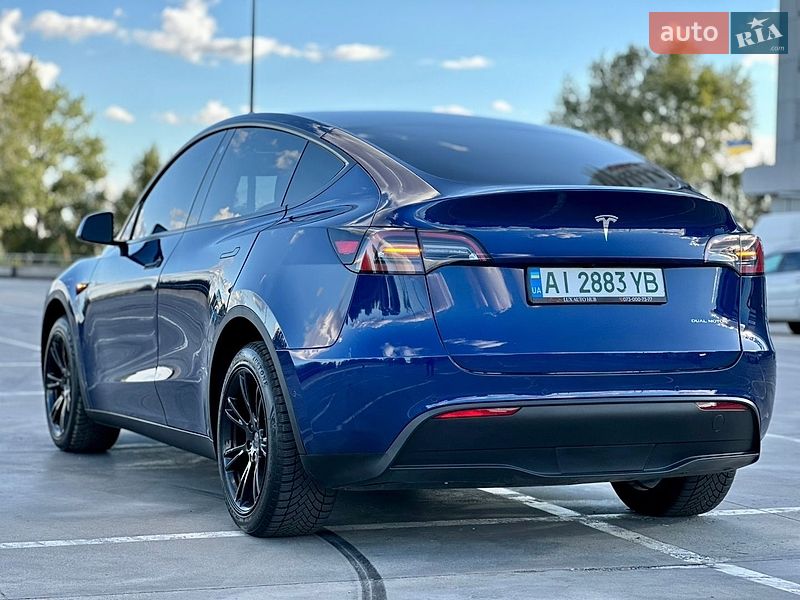 Внедорожник / Кроссовер Tesla Model Y 2021 в Киеве