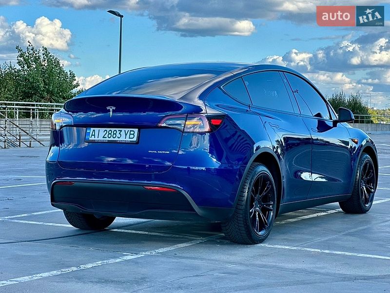 Внедорожник / Кроссовер Tesla Model Y 2021 в Киеве